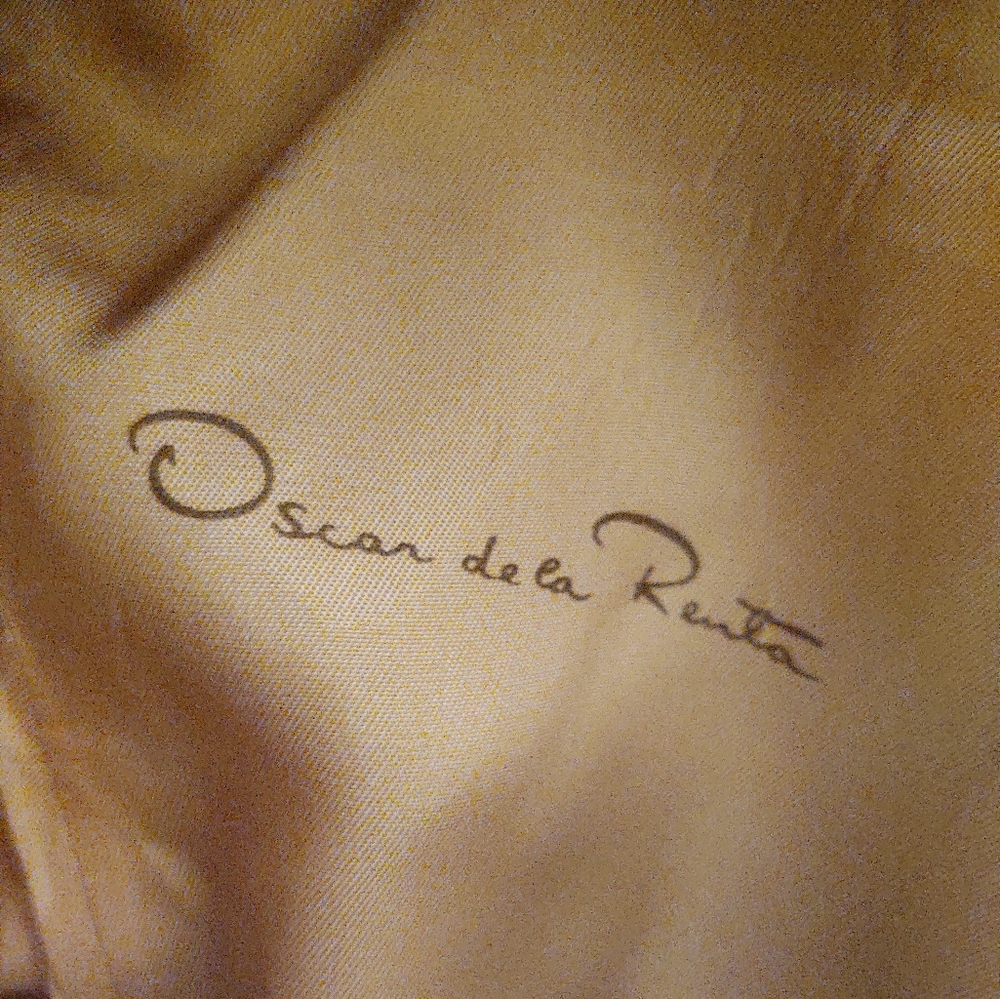 Pre loved Oscar de La Renta tweed blazer.Vintage 70's - Picture 2 of 10